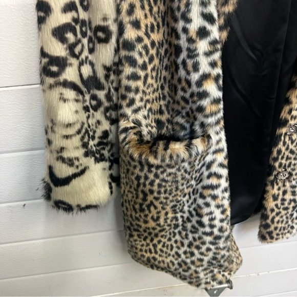 NWT MARCIANO GUESS - WOMENS LEOPARD FAUX FUR COAT - Picture 9 of 14